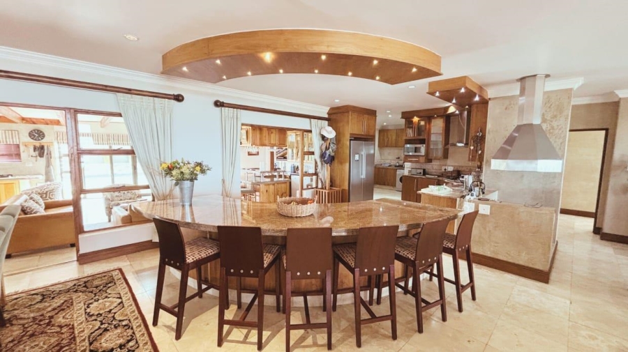 4 Bedroom Property for Sale in Grootbrakhoogte Western Cape